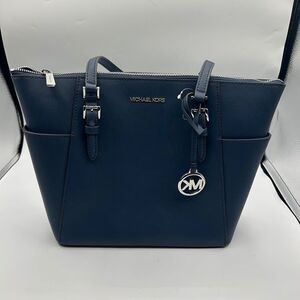 NEW msrp $448 Michael Kors /  Charlotte Large Saffiano Leather Top-Zip Tote bag